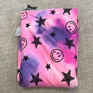 Pixielane Super Soft Blanket - one size, NWT